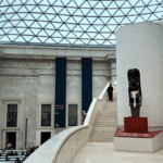 Apa yang harus Anda pesan sebelumnya untuk perjalanan ke London?